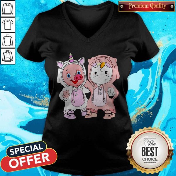 Nice Baby Pig And Unicorn Best Friends V-neckNice Baby Pig And Unicorn Best Friends V-neck