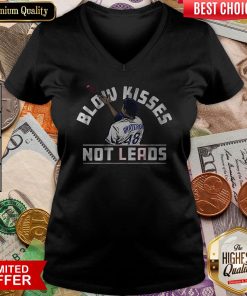 Blow Kisses NotLeads Tee V-neck