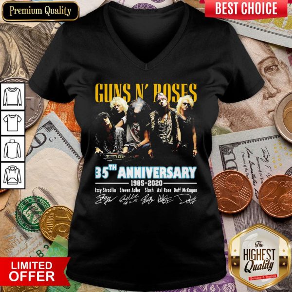 Nice Guns N’ Roses 35th Anniversary 1985 2020 Signatures V-neck - Design By Viewtees.com