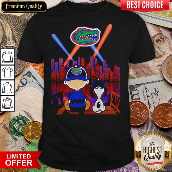 Snoopy And Charlie Brown Watching Florida Gators City By Night Shirt