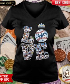 Hot Love Los Angeles Dodgers 2020 World Champions Signatures V-neck - Design By Viewtees.com