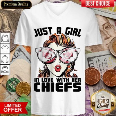 Just A Girl In Love With Her Chiefs V-neck - Design By Viewtees.com