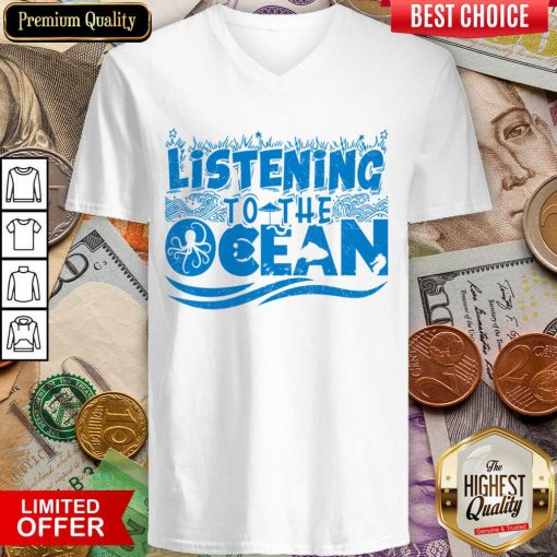 Listening To The Ocean V-neck